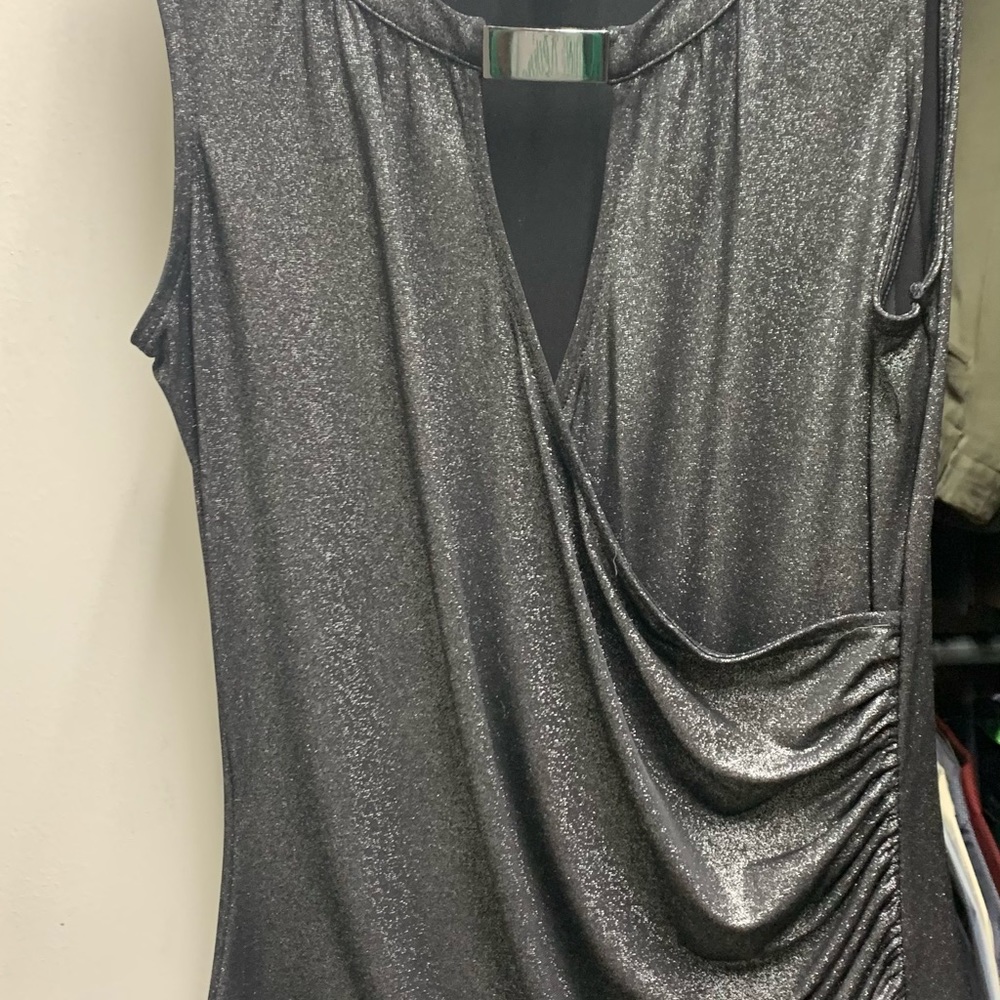 Women’s super cute top!